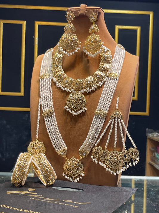Hyderabadi Bridal Neckalce In Golden White