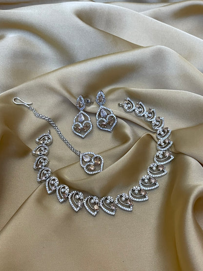 Zircon Ad Necklace Sets