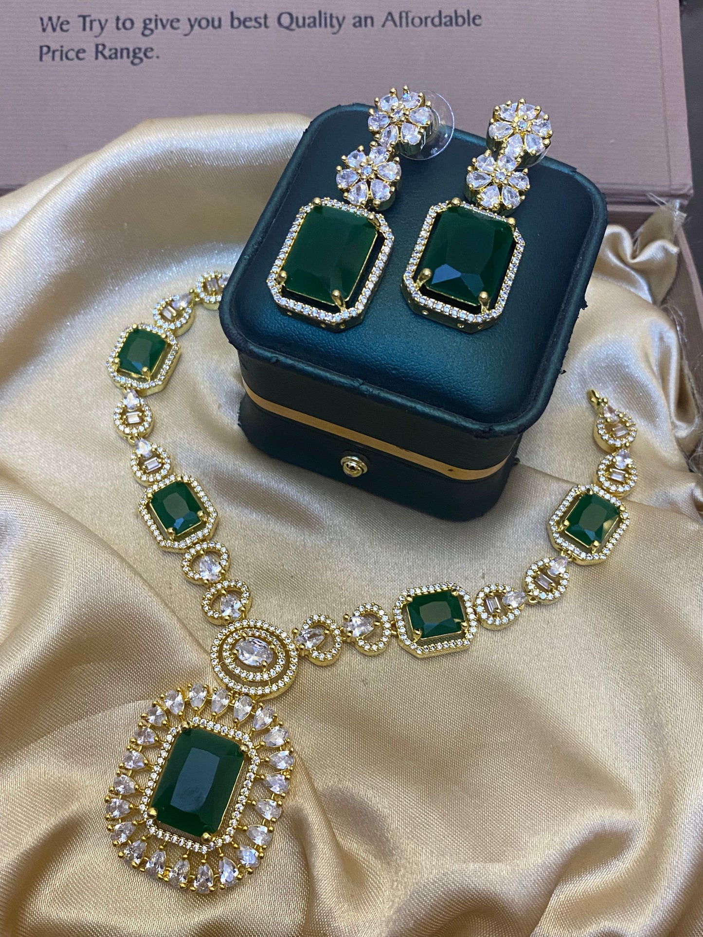 Zircon necklace Set