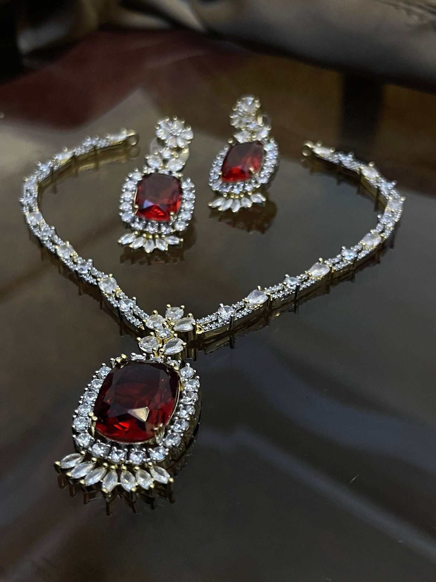 Zircon Studded Necklace Set