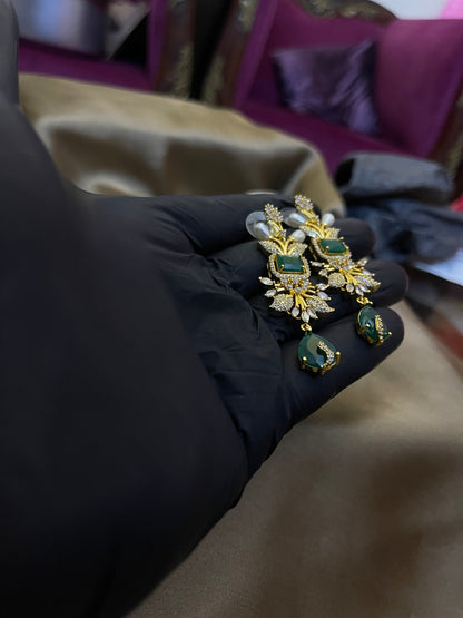 Zircon Ad Earrings