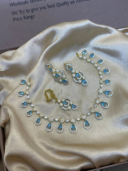 Zircon Ad Necklace Set