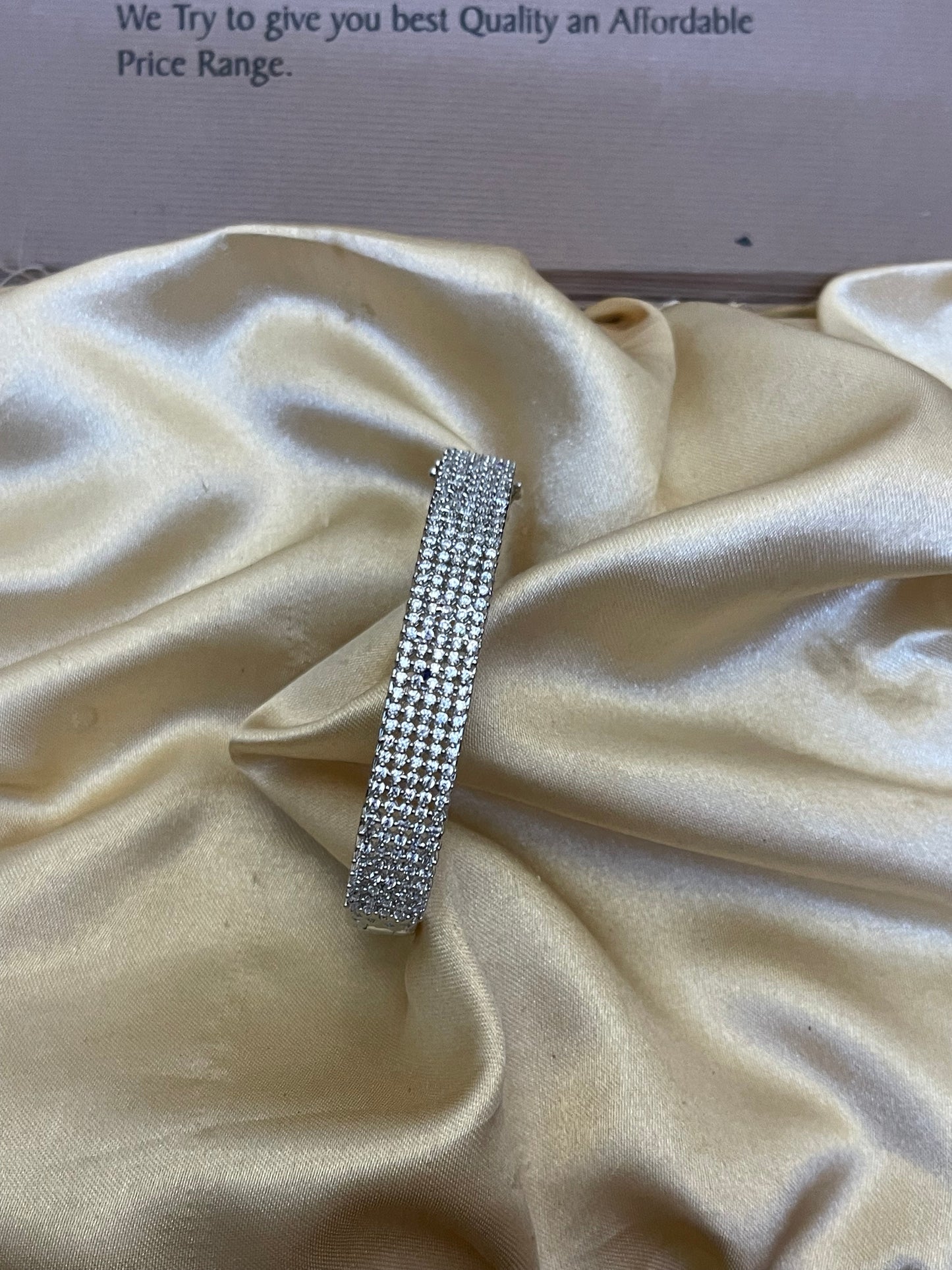 1 Carat Zircon Bracelete