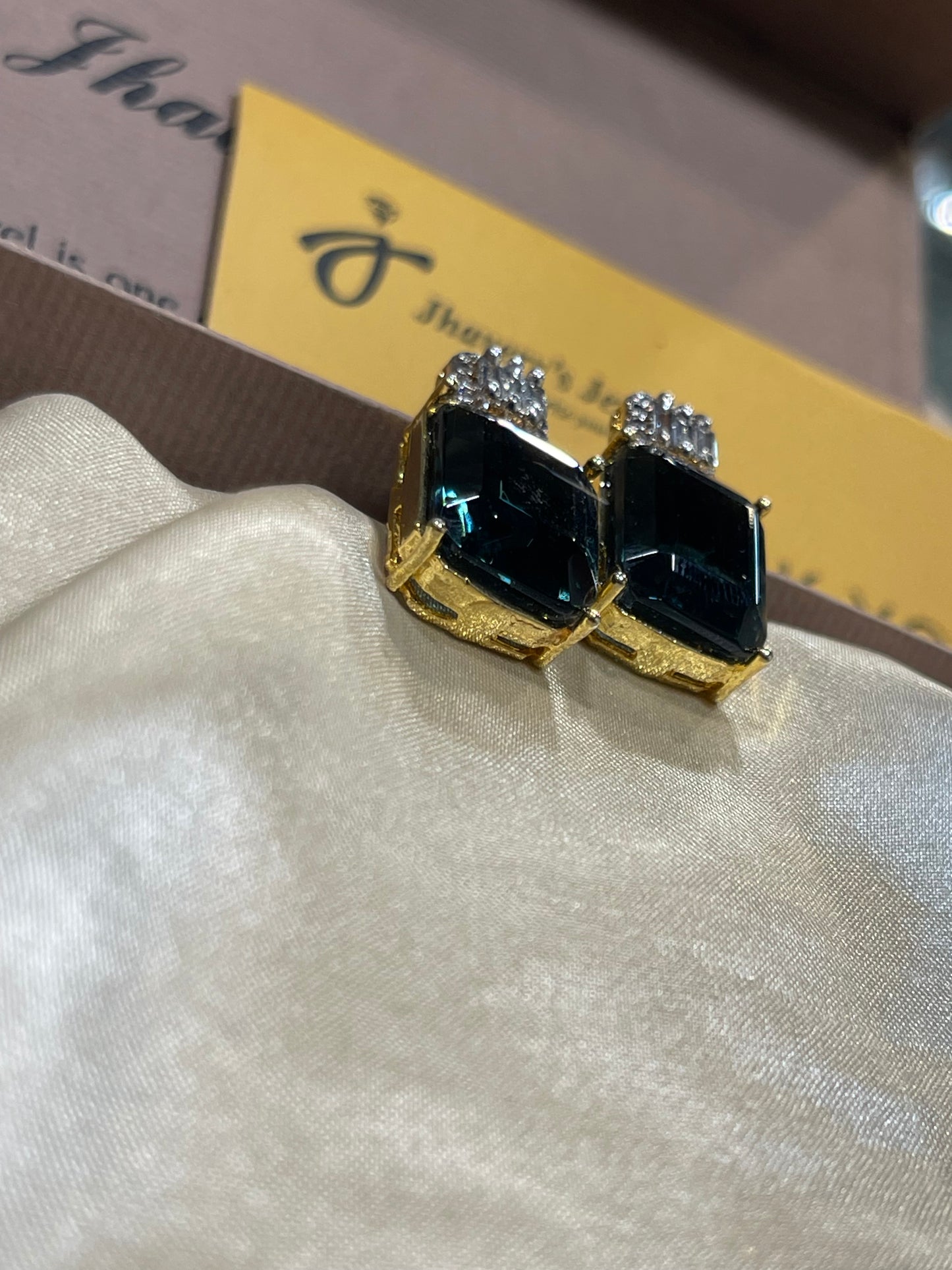 Tops Zircon 22KT Gold Plated