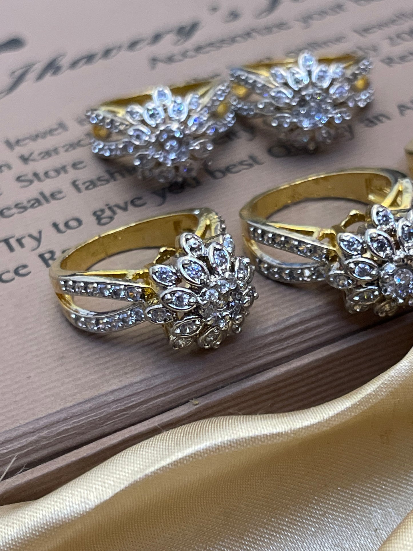 Zircon Jarao Rings Gold Plated