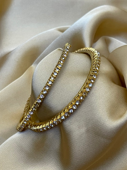 2 Pcs Stylish Pair of Bangles