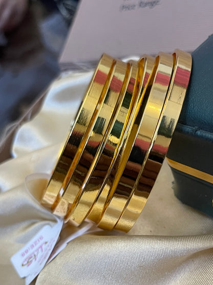 6 pc Stylish wear Gold Look  BANGLES set