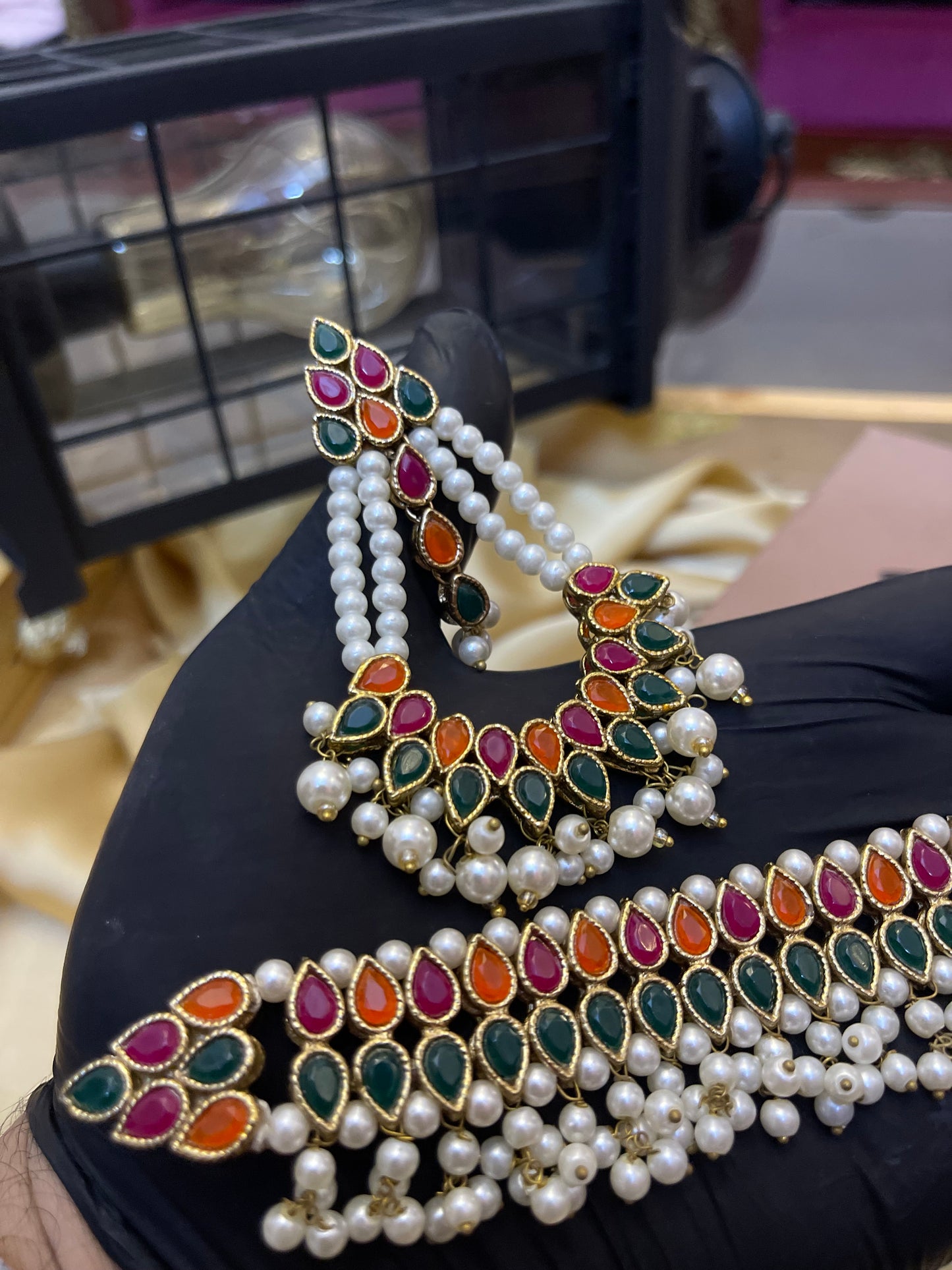 Noratan Stones Studded Choker Set