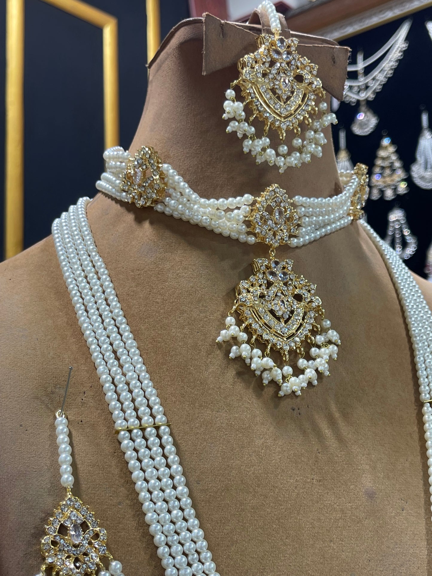 Bridal Pearls Work Necklace Set