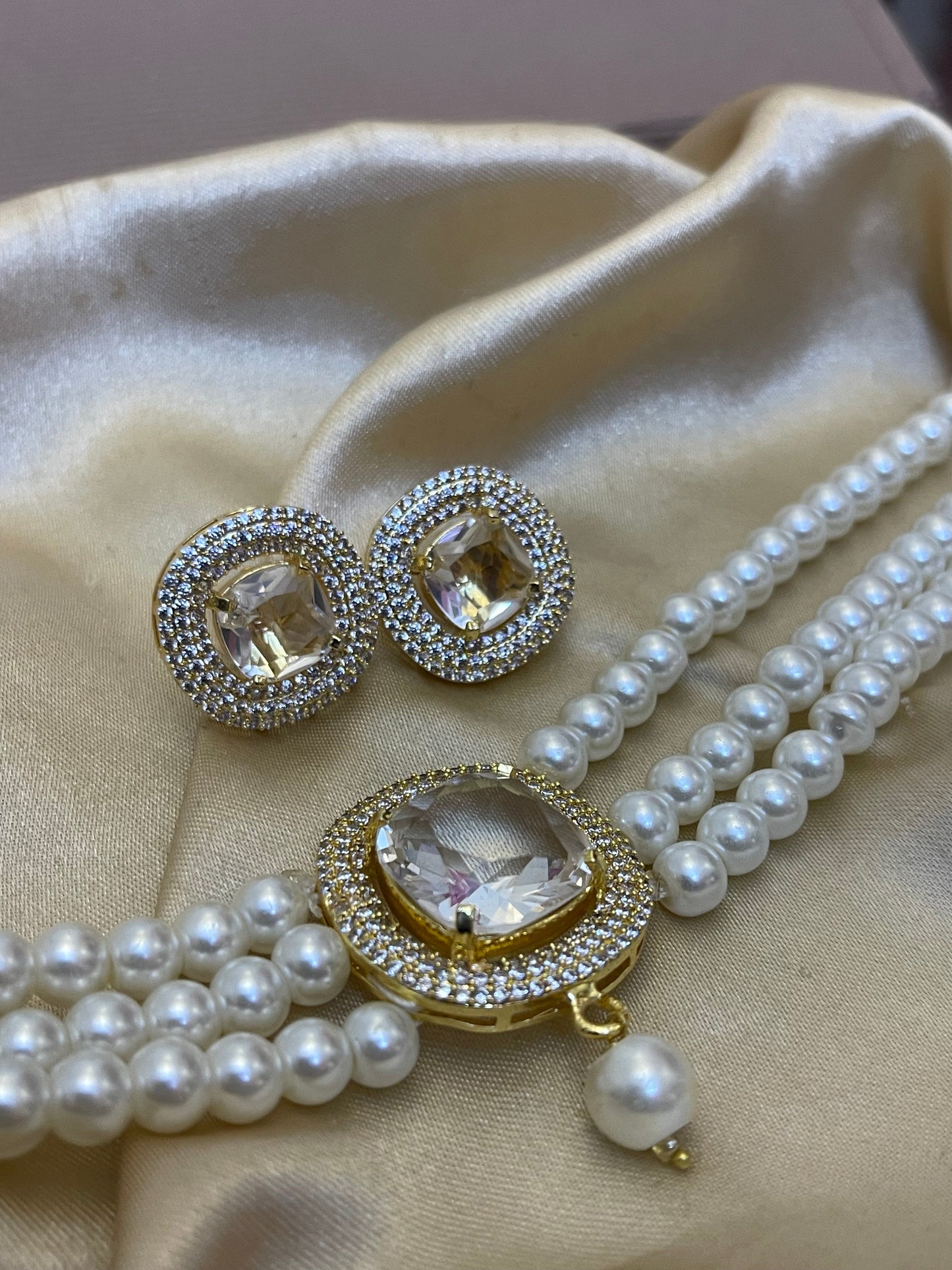 Zircon Choker Set
