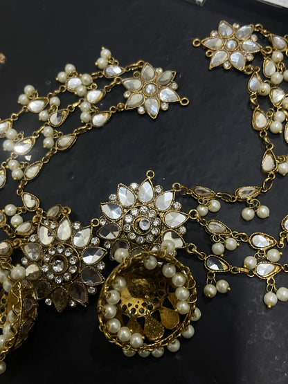 Kundan Sahara Jhumka