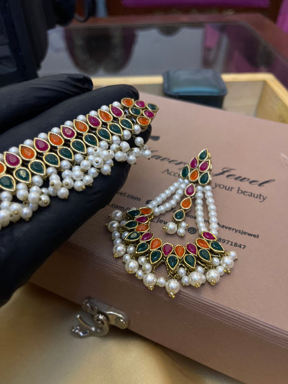 Noratan Stones Studded Choker Set