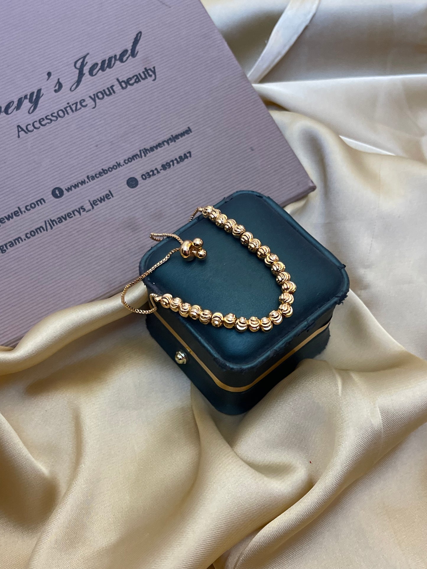 Gold Plated,Stylish Wear Bracelete