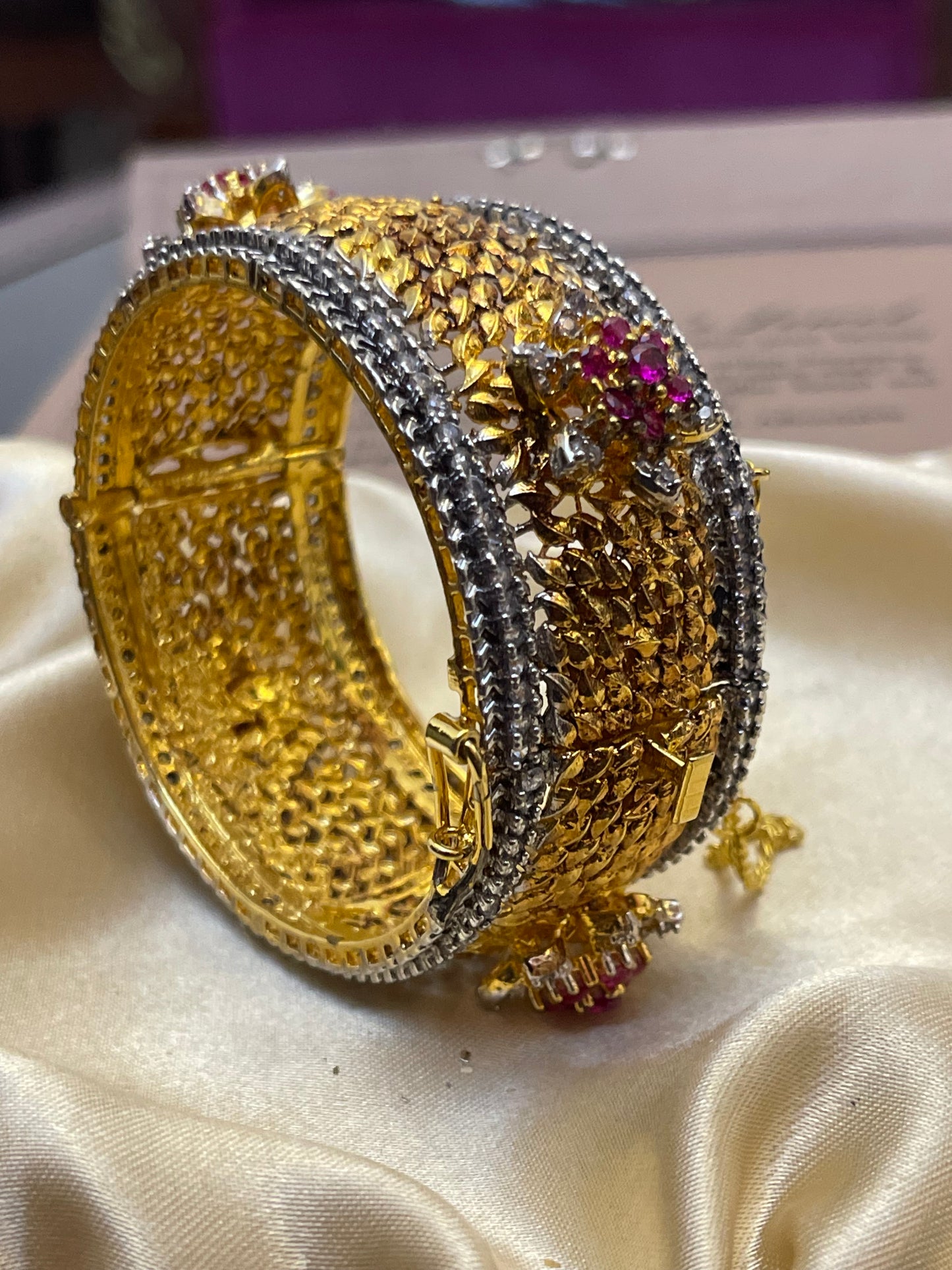 22KT Gold Plated,Single Piece of Stylish Kara