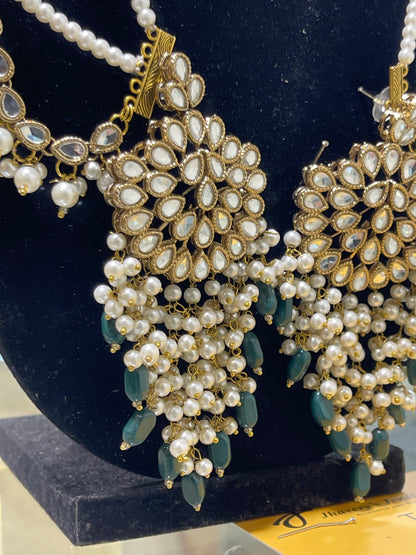 Kundan Sahara Big Earrings