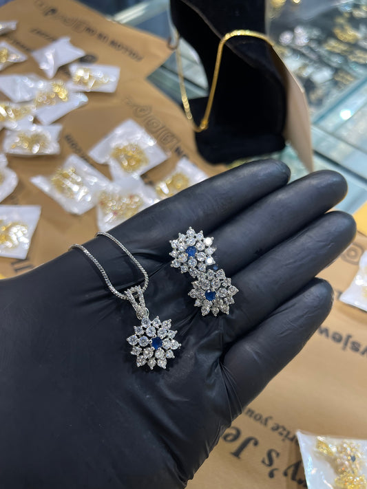 Zircon Ad Locket Set With Chain