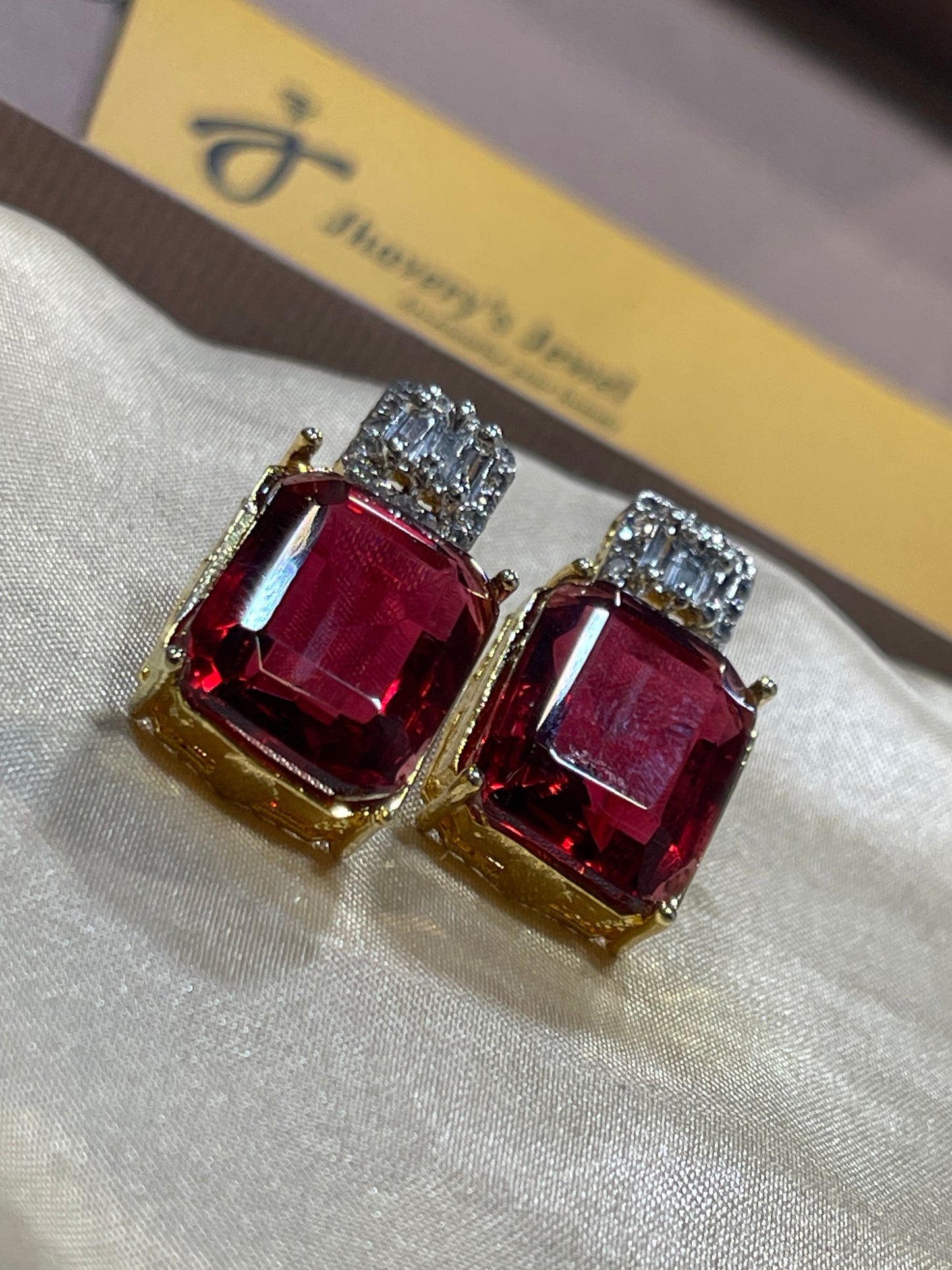 Tops Zircon 22KT Gold Plated