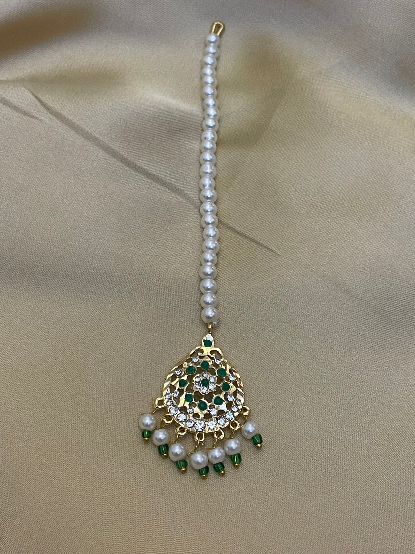 Green and White Stylish Tikka