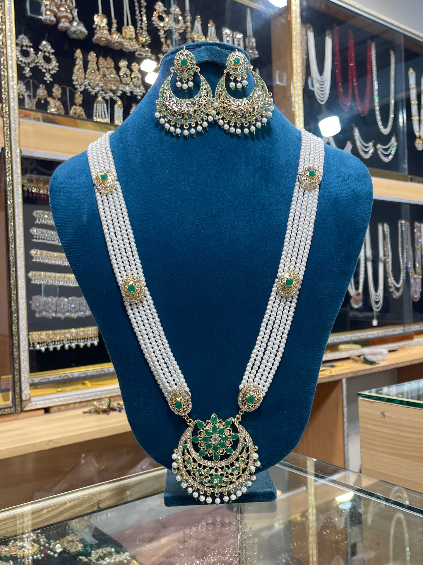 Traditional Wear Stylish Pure Hyderabadi Long  Maala and Chandi Bali With Golden and Green White Touch